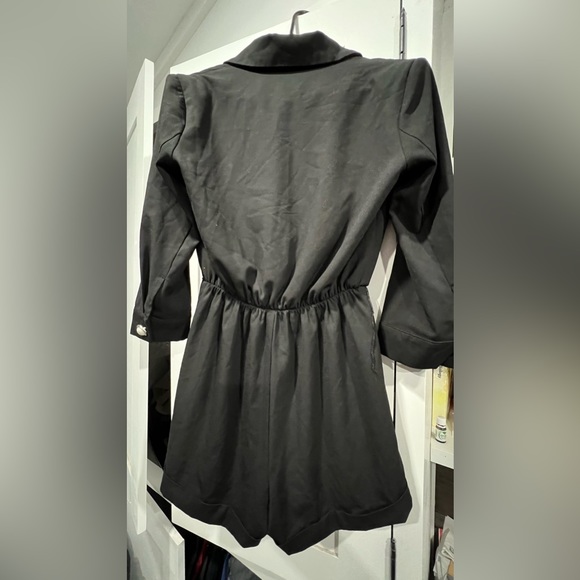 Elegant, Cute Black Forever 21 one piece short romper with long sleeves. - Picture 2 of 8